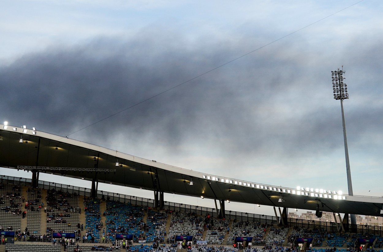 Incendiu de proporții înaintea finalei Champions League! Stadionul Ataturk, acoperit de fum