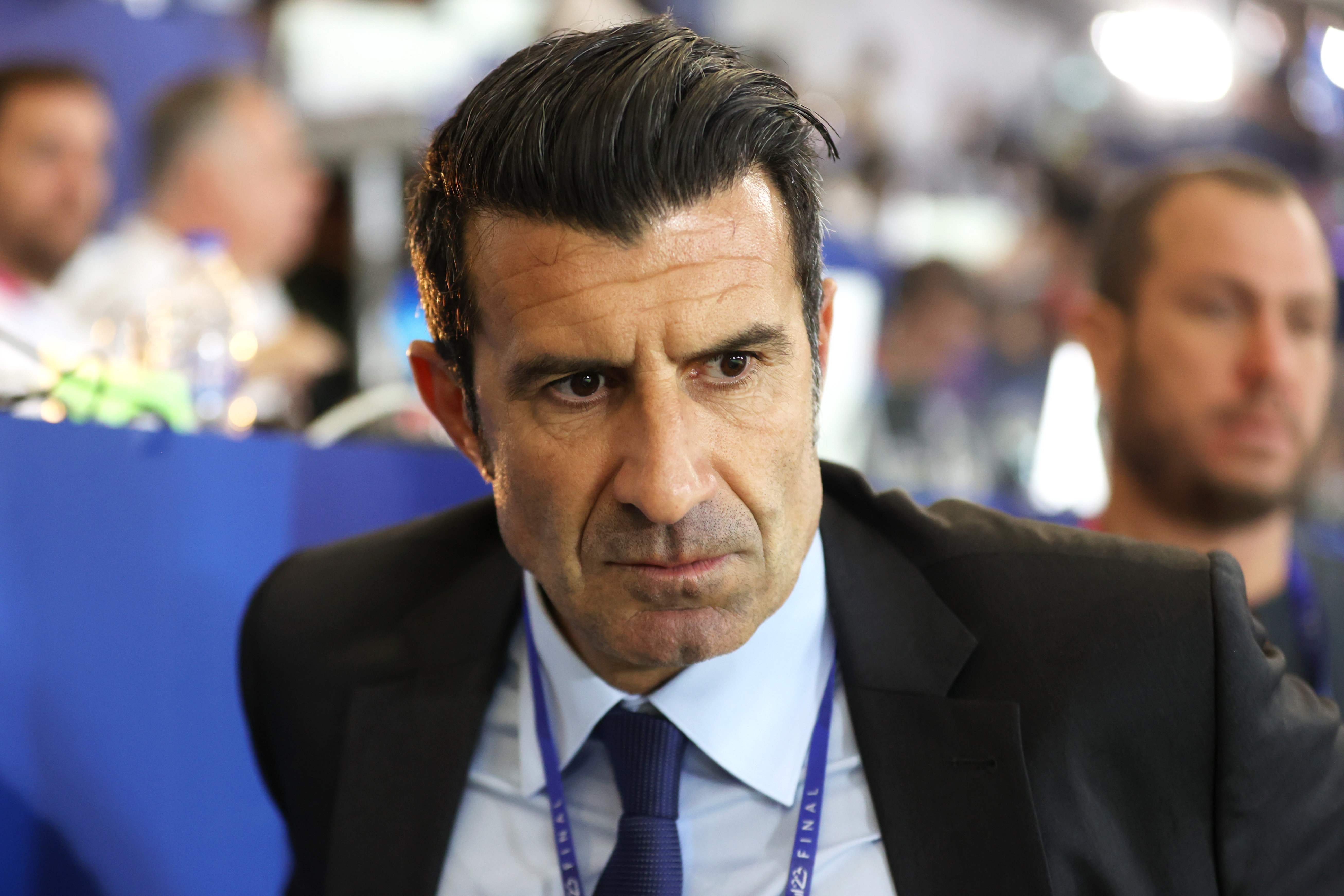 Luis Figo a spus cine e favorită în Real Madrid – Barcelona