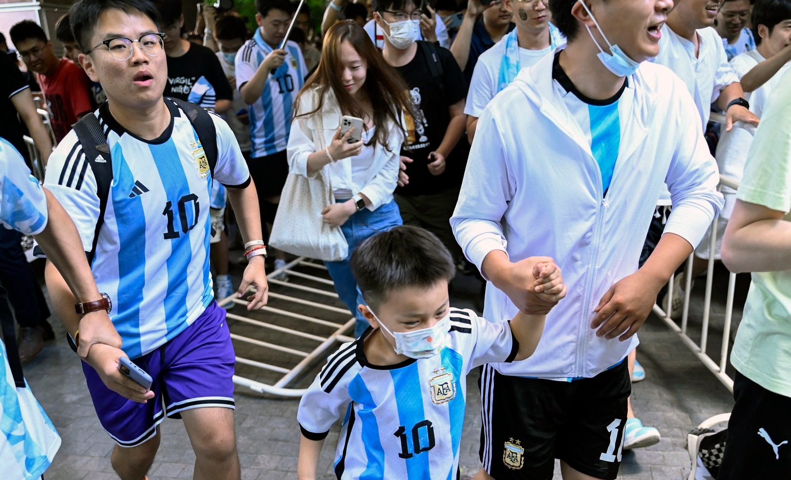 Leo Messi a provocat haos pe străzile din Beijing! Argentinianul, primit ca un împărat de către chinezi