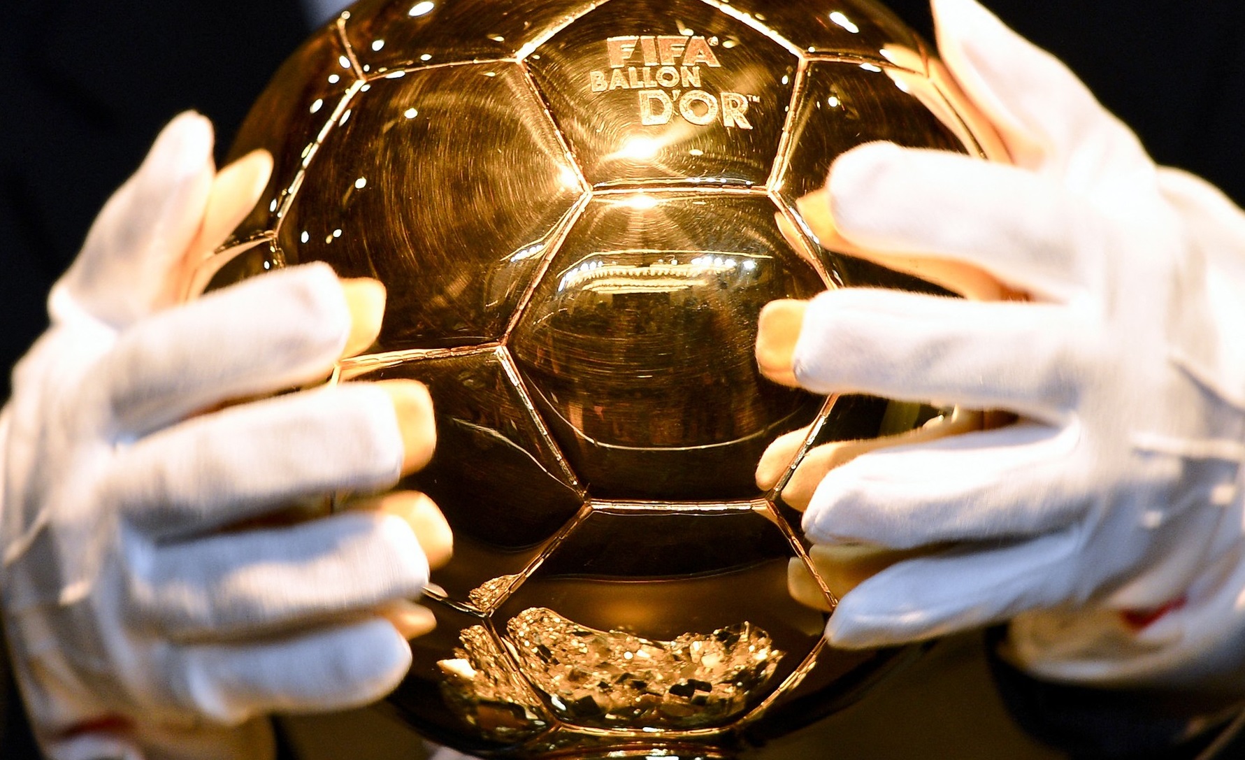 Jucătorul convins că îi poate învinge pe Messi & Haaland în cursa pentru Balonul de Aur: Am 2-3 ași în mânecă!
