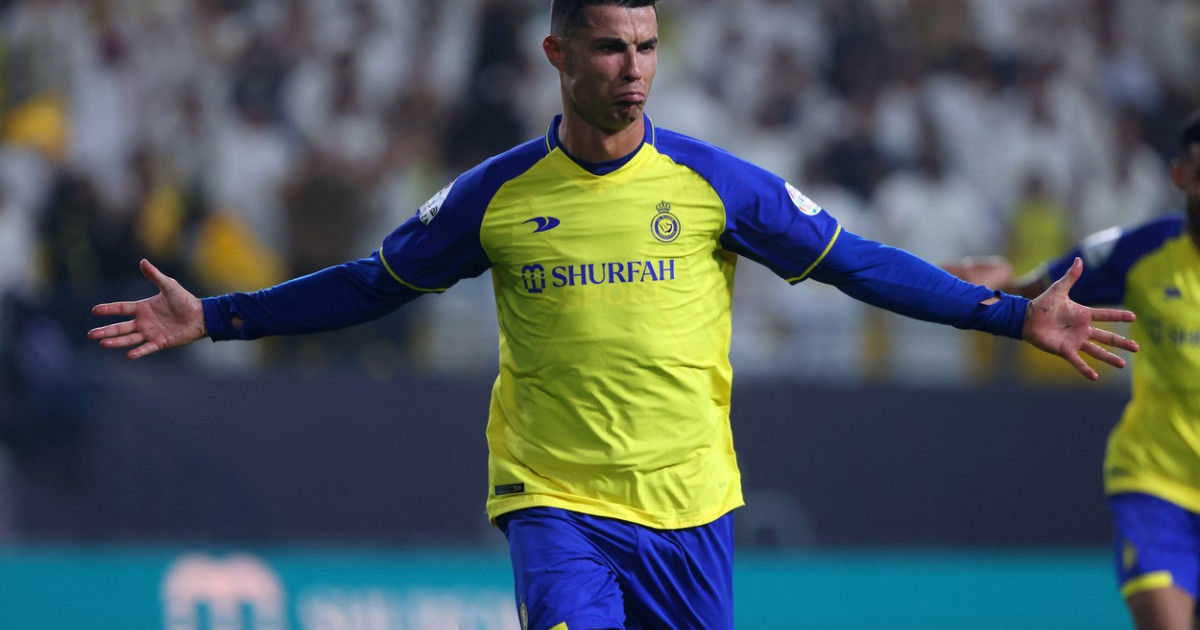 Cristiano Ronaldo assina com Al-Nassr até 2025, afirma jornal - RIC Mais