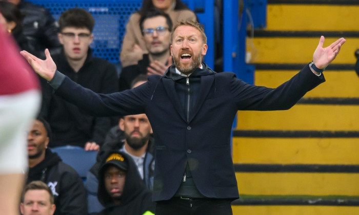 Chelsea v Aston Villa - Premier League - Stamford Bridge