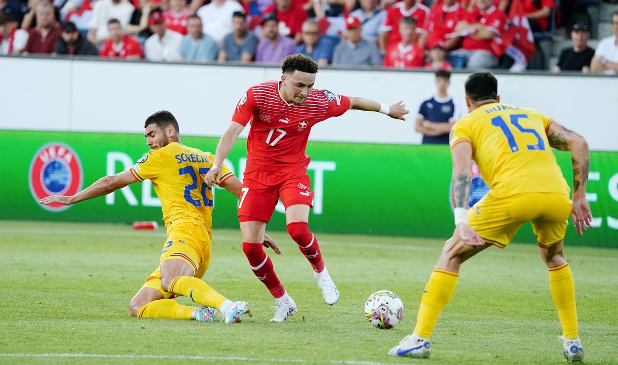 România - Elveția 0-0, ACUM, în preliminariile EURO 2024. Miza: primul loc în grupă