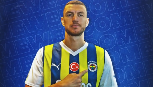 OFICIAL | Edin Dzeko, prezentat la noua sa echipă! Mesajul atacantului bosniac