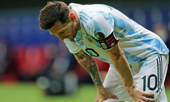 6th July 2021; Estdio Man Garrincha, Bras&#xed;lia, DF, Brazil; Copa America Football tournament, Argentina versus Colombia; Lionel Messi ( Arg) misses a good scoring chance