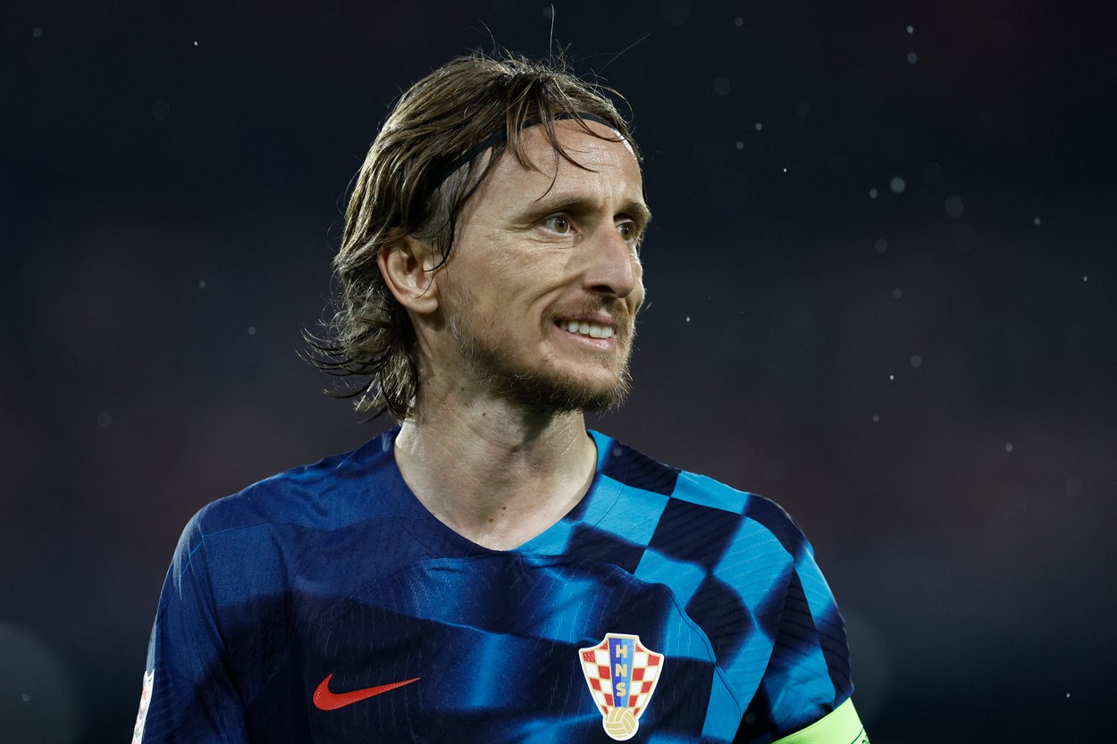 OFICIAL | Luka Modric a semnat. A avut una dintre cele mai mari propuneri salariale din istorie