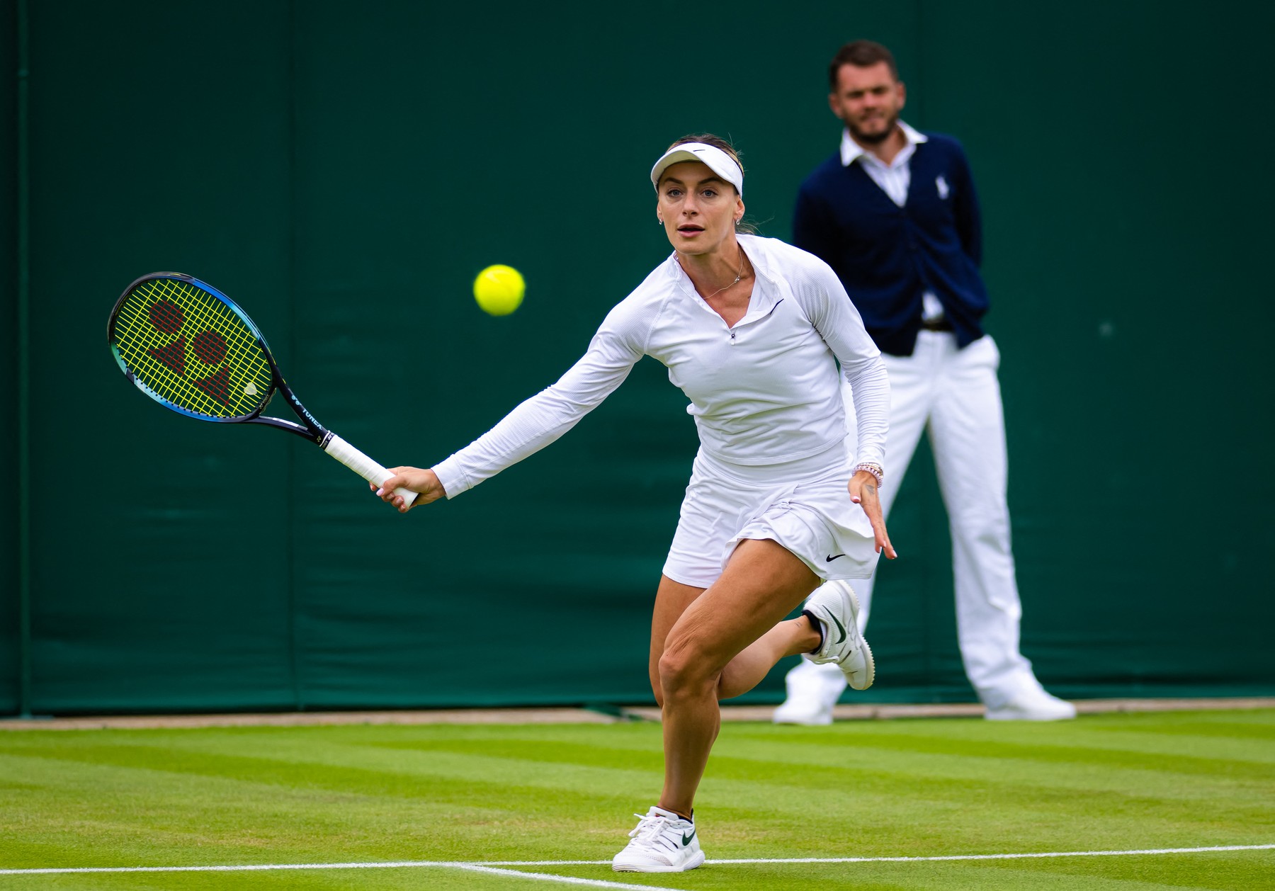 Ana Bogdan – Caroline Garcia 3-6, 4-6. Românca este eliminată din optimile de finală de la Eastbourne