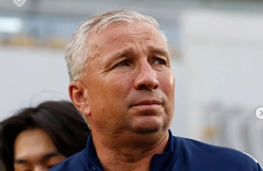 Dan Petrescu, supărat pe arbitri după ce Jeonbuk a pierdut amicalul cu PSG: ”Am avut penalty”