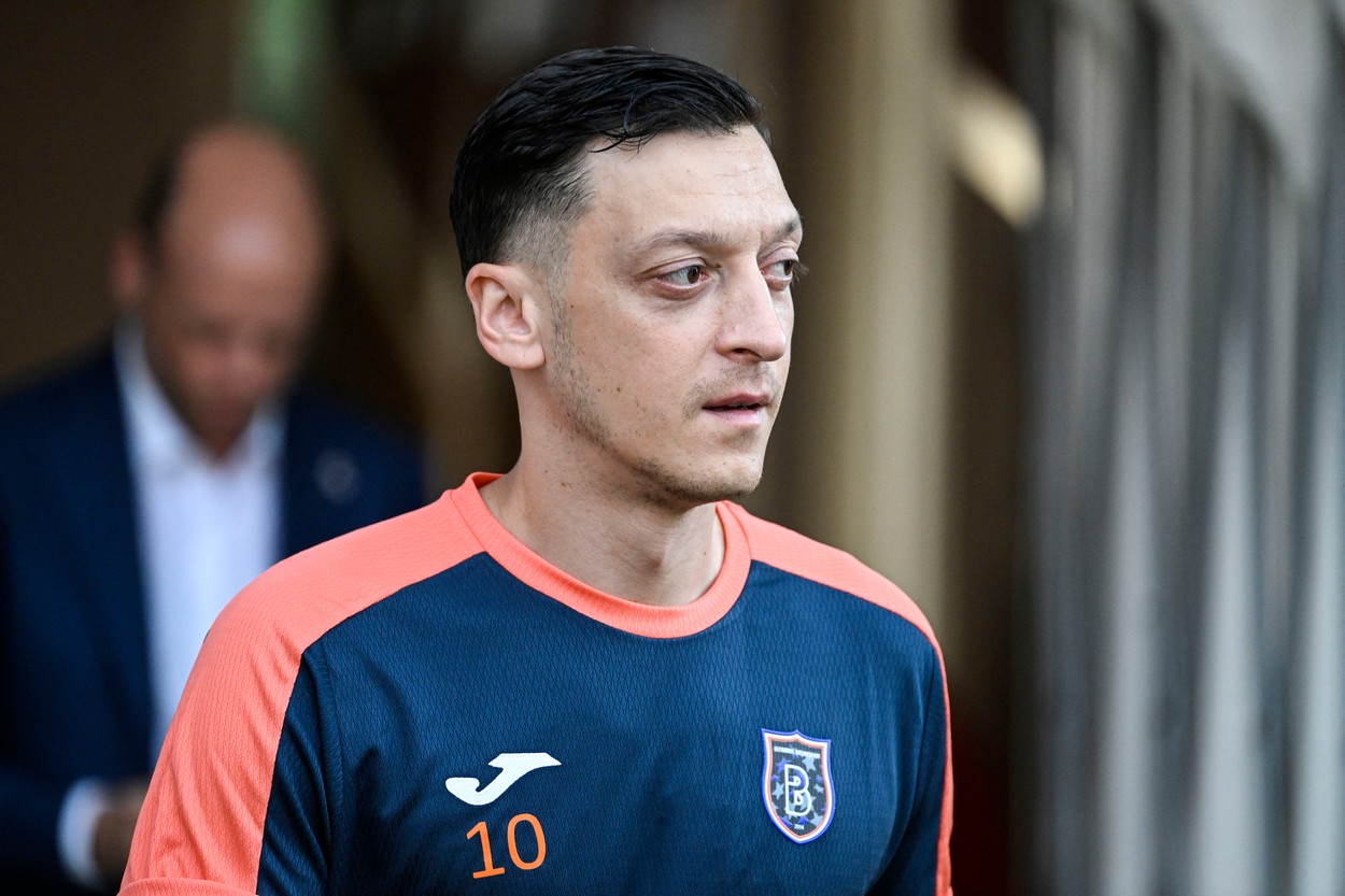 Barcelona riscă să-l rateze pe “Messi al Turciei”! Mesut Ozil este “vinovatul“