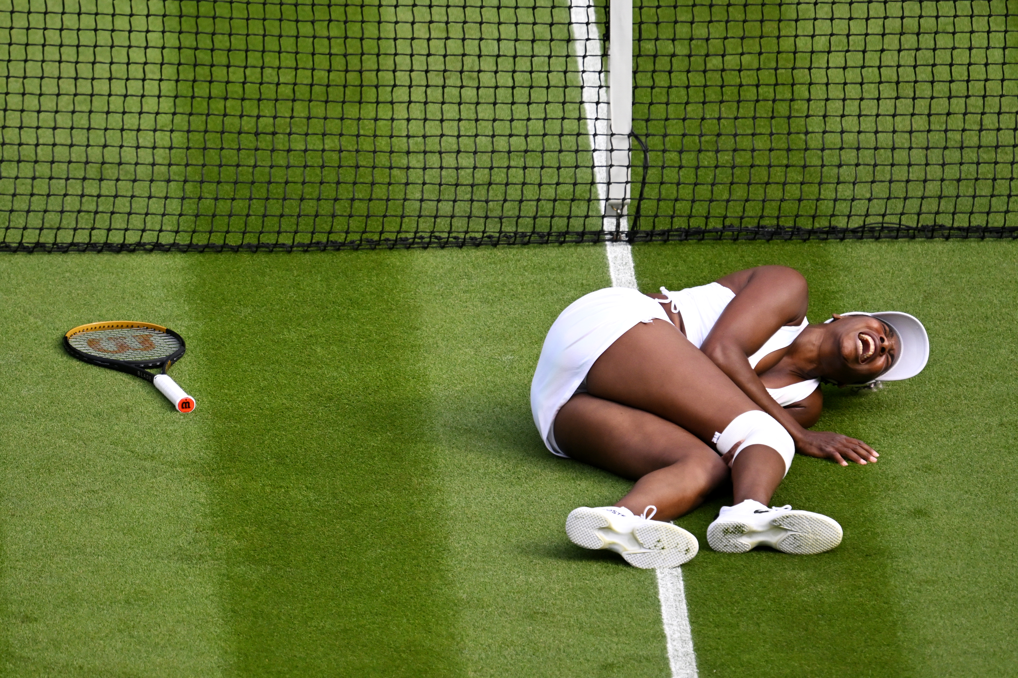 Venus Williams a urlat de durere și a rămas întinsă pe gazon, la Wimbledon! Gestul făcut imediat de Elina Svitolina