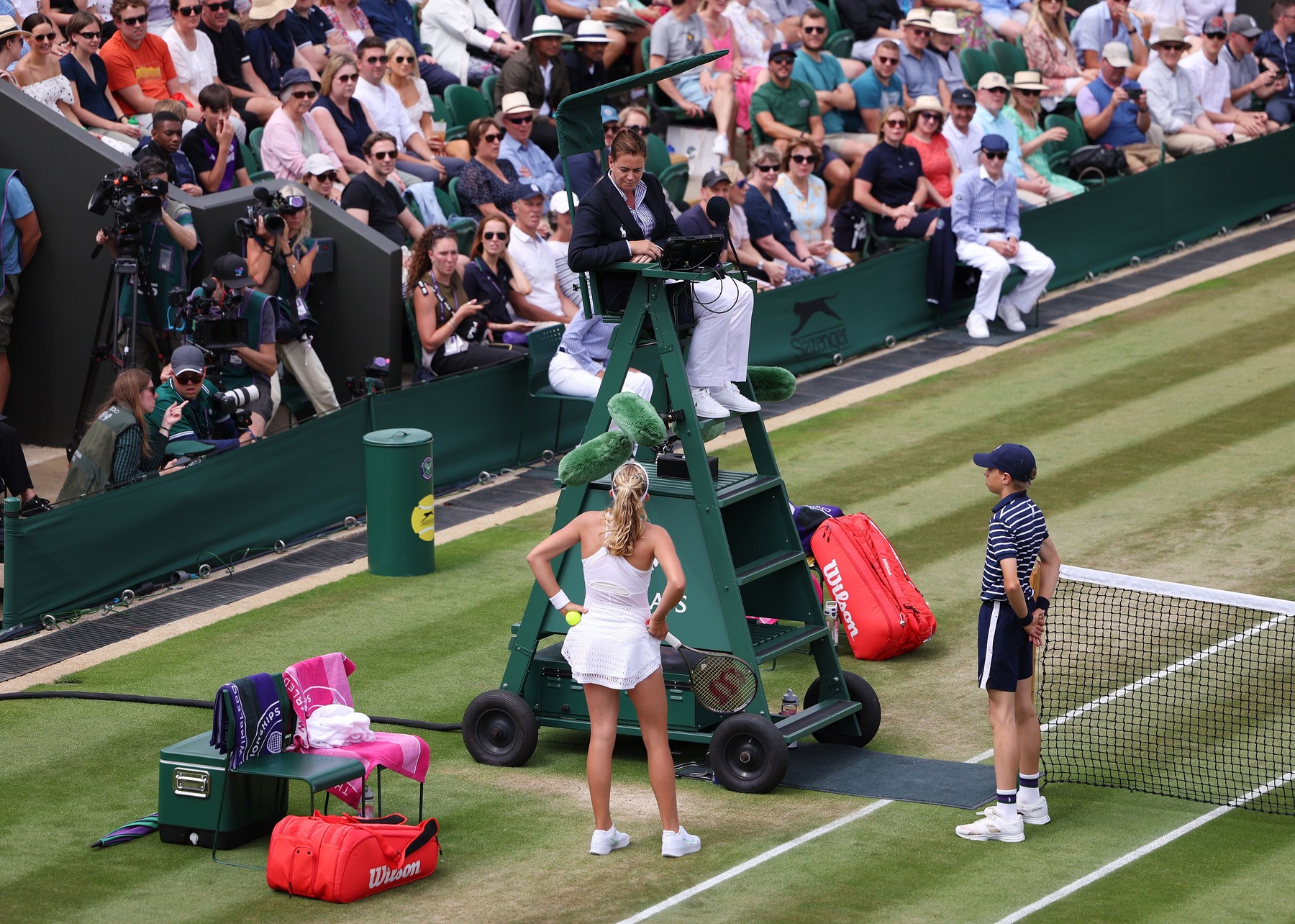 Rusoaica de 16 ani și-a explicat gestul, după momentul care a fost huiduit de toată lumea de la Wimbledon