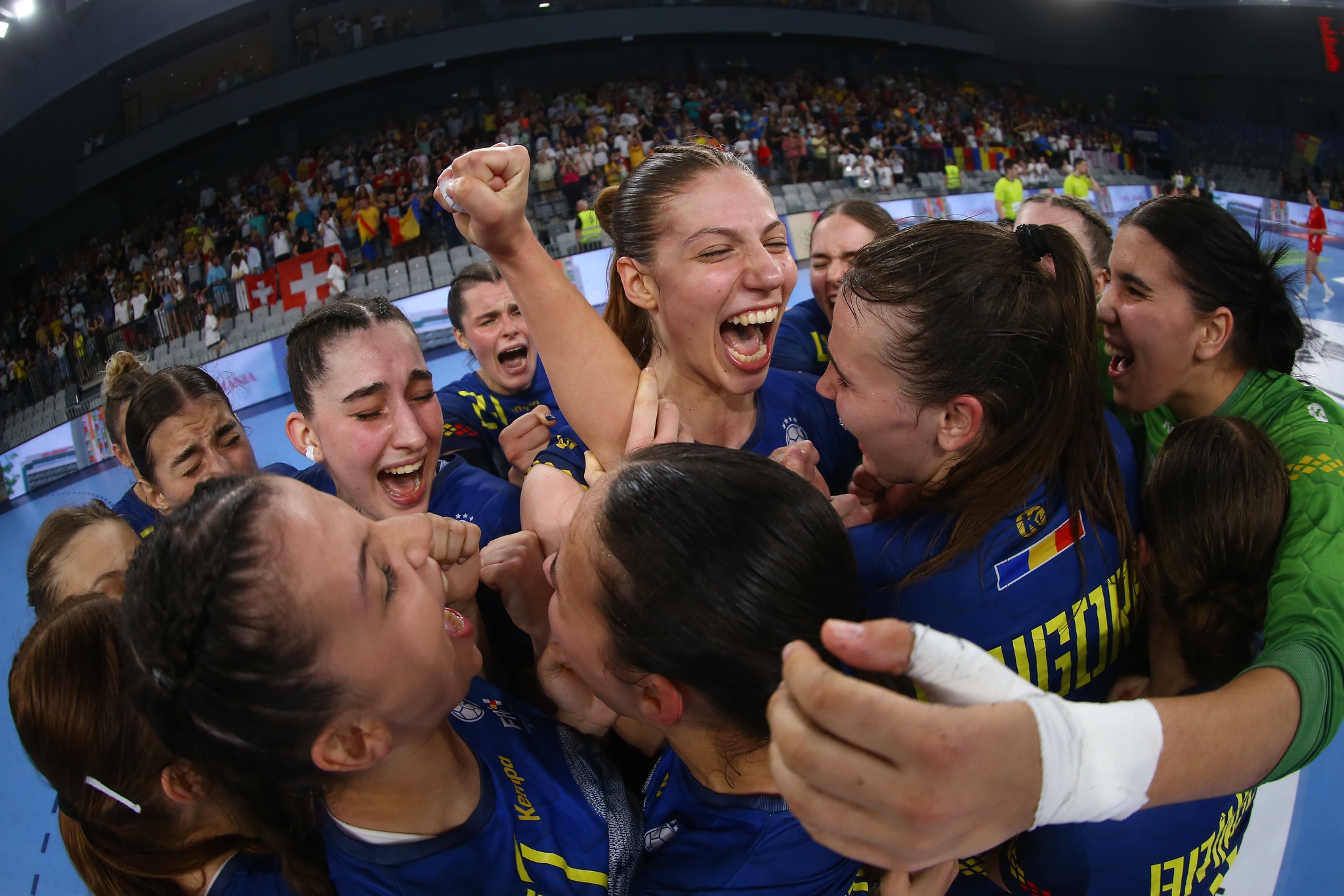 România s-a calificat în semifinalele EURO U19 la handbal feminin!