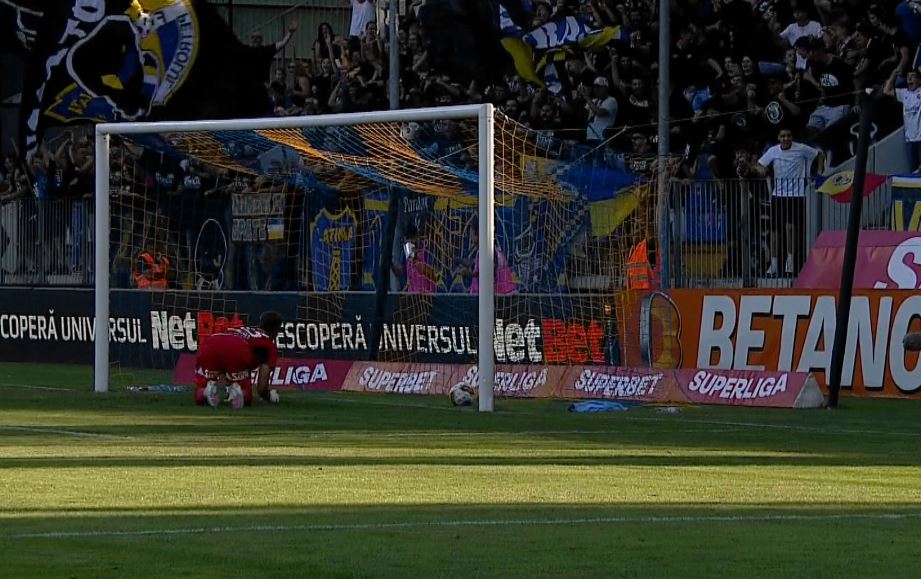 Petrolul - ”U” Cluj 1-1, ACUM, Digi Sport 1. Musi restabilește egalitatea la Ploiești. Popadiuc lovește bara