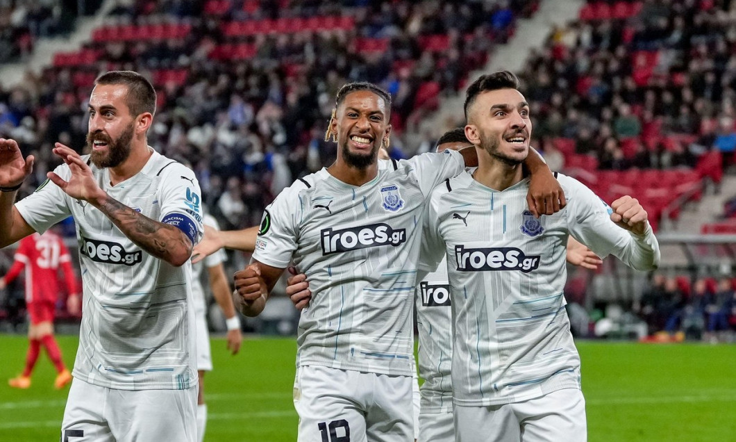 ALKMAAR, NETHERLANDS - OCTOBER 6: Euclides Cabral of Apollon celebrates his goal with Chambos Kyriakou of Apollon and Ioannis Pittas of Apollon during the UEFA Europa Conference League match between AZ and Apollon at AFAS Stadion on October 6, 2022 in Alk