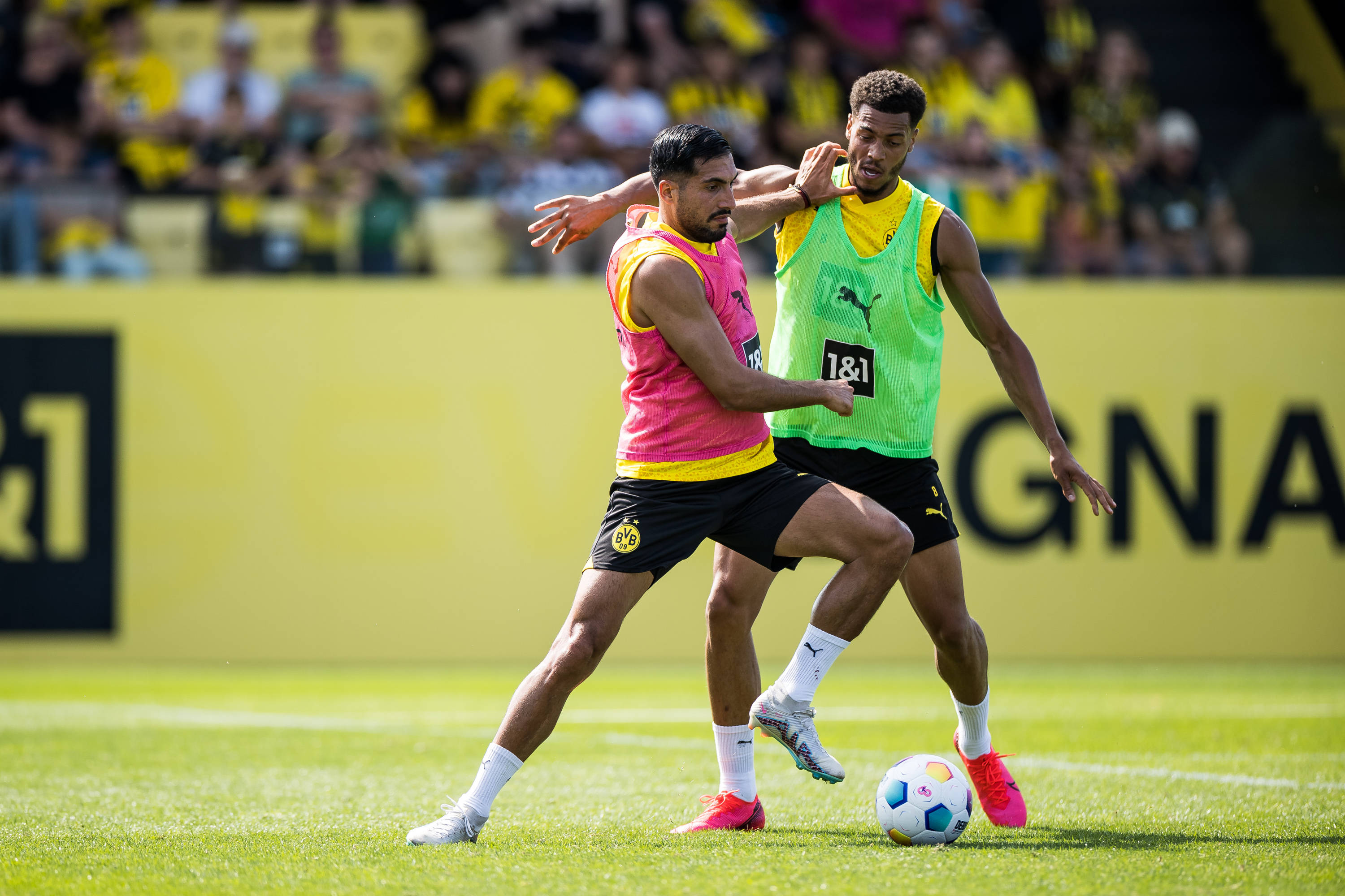 Dortmund i-a prelungit contractul unui jucător până în 2026