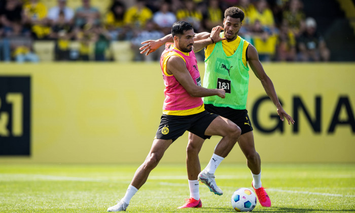 Training Borussia Dortmund , 18.07.2023 Zweikampf Emre Can (Borussia Dortmund, 23), Felix Nmecha (Borussia Dortmund, 8)