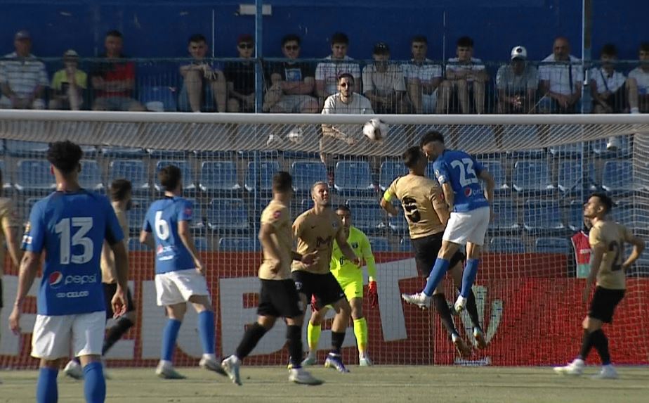 Penalty controversat la Farul - Voluntari: ”Nu mi se pare că Armaș are vreo vină!”