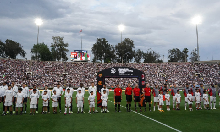 Soccer: Soccer Champions Tour-Real Madrid at AC Milan