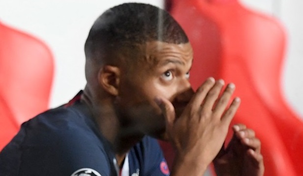 Mai mult decât Messi & Ronaldo la un loc! Kylian Mbappe are pe masă un salariu-record: 700.000.000€ pe an