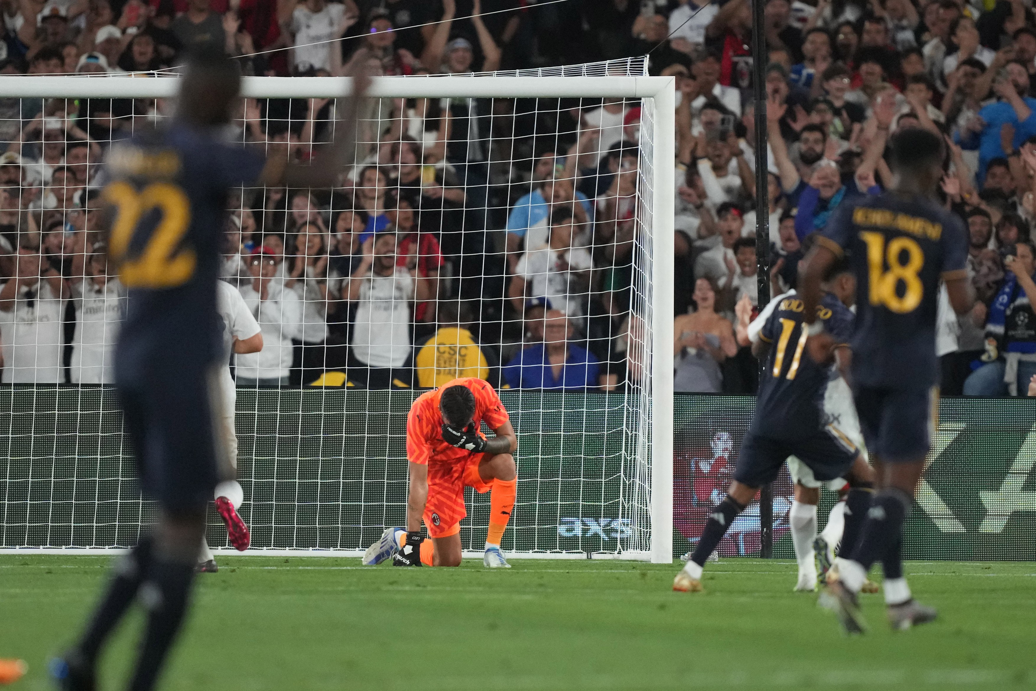 Înlocuitorul lui Tătărușanu s-a făcut de răs la al doilea său meci pentru AC Milan! Gafa din meciul cu Real Madrid