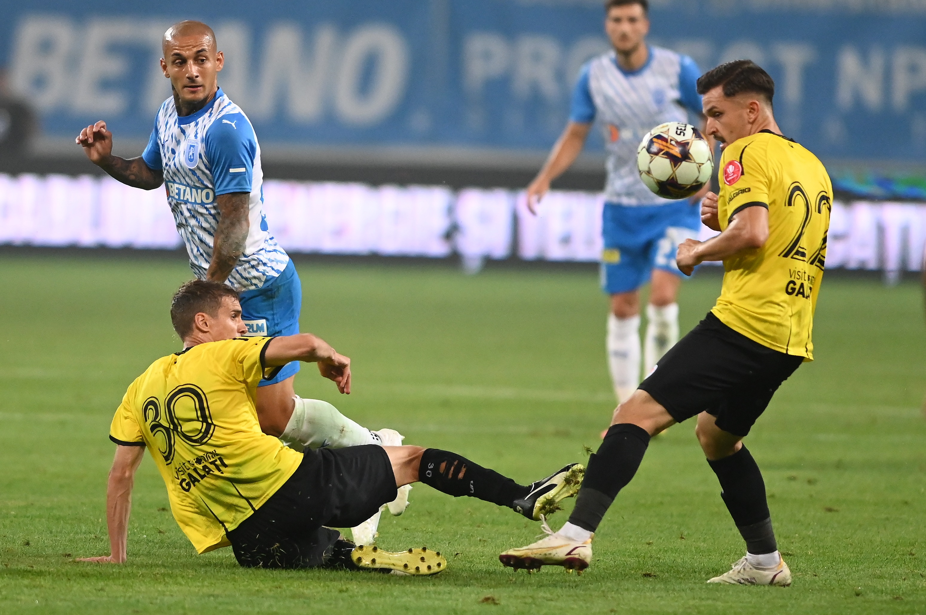 Universitatea Craiova - Oțelul Galați 0-0. ”Ploaie” de faze spectaculoase în Bănie! Oltenii au avut trei bare