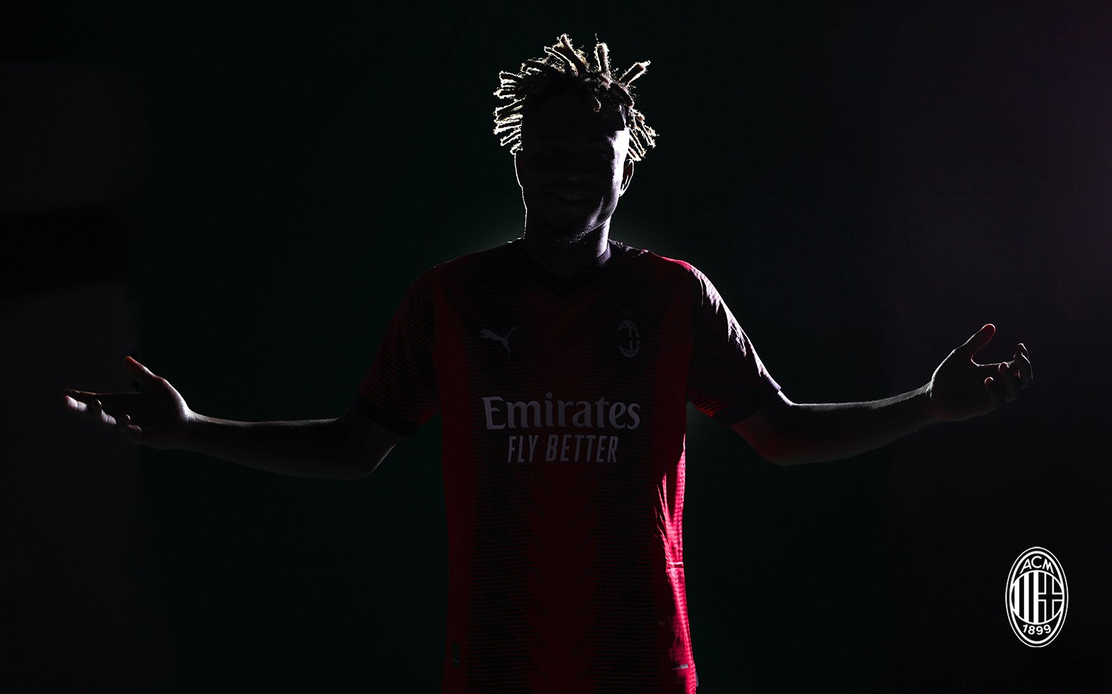 OFICIAL | AC Milan a plătit 20.000.000€ și a realizat cel de-al șaptelea transfer al verii