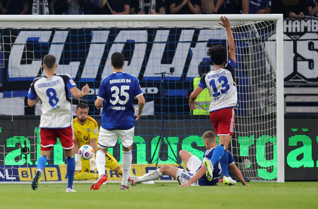 Hamburg - Schalke, meci spectaculos, cu opt goluri, în debutul noului sezon din Bundesliga 2