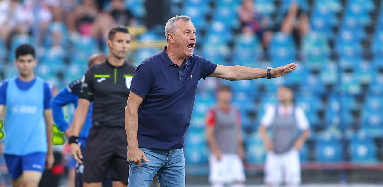 Nimeni nu  a scăpat de furia lui Mircea Rednic, după 1-2 cu Hermannstadt