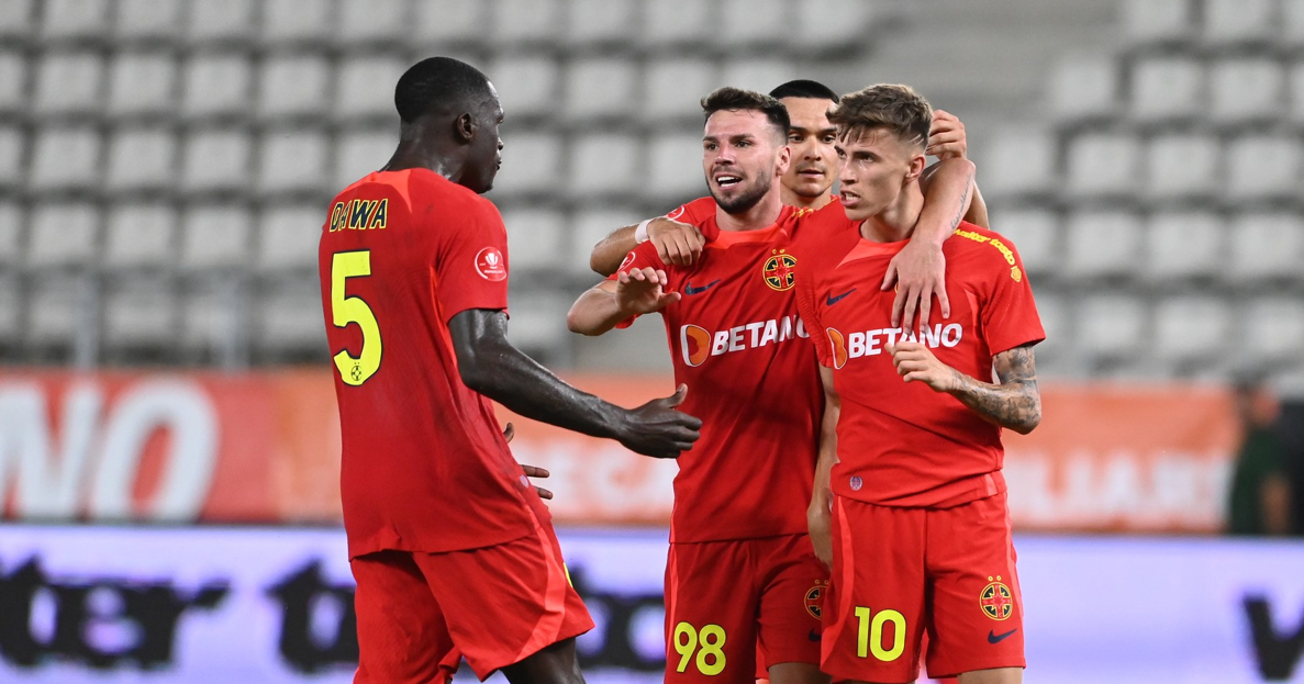 Echipele de start la FCSB - CFR Cluj: surpriză imensă la gazde!