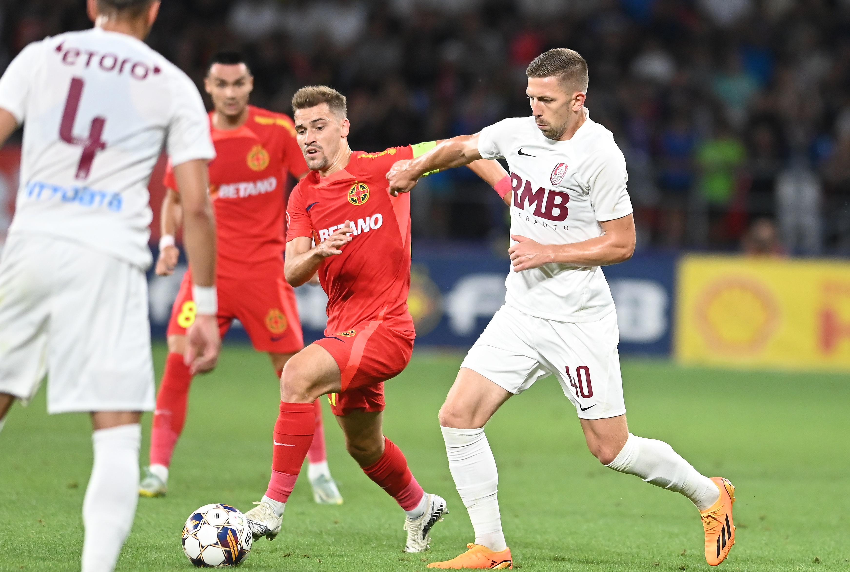 FCSB - CFR Cluj 0-0, ACUM, pe Digi Sport 1. Ardelenii nimeresc bara porții lui Târnovanu