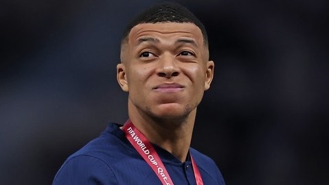 PSG a acceptat încă o ofertă pentru Kylian Mbappe