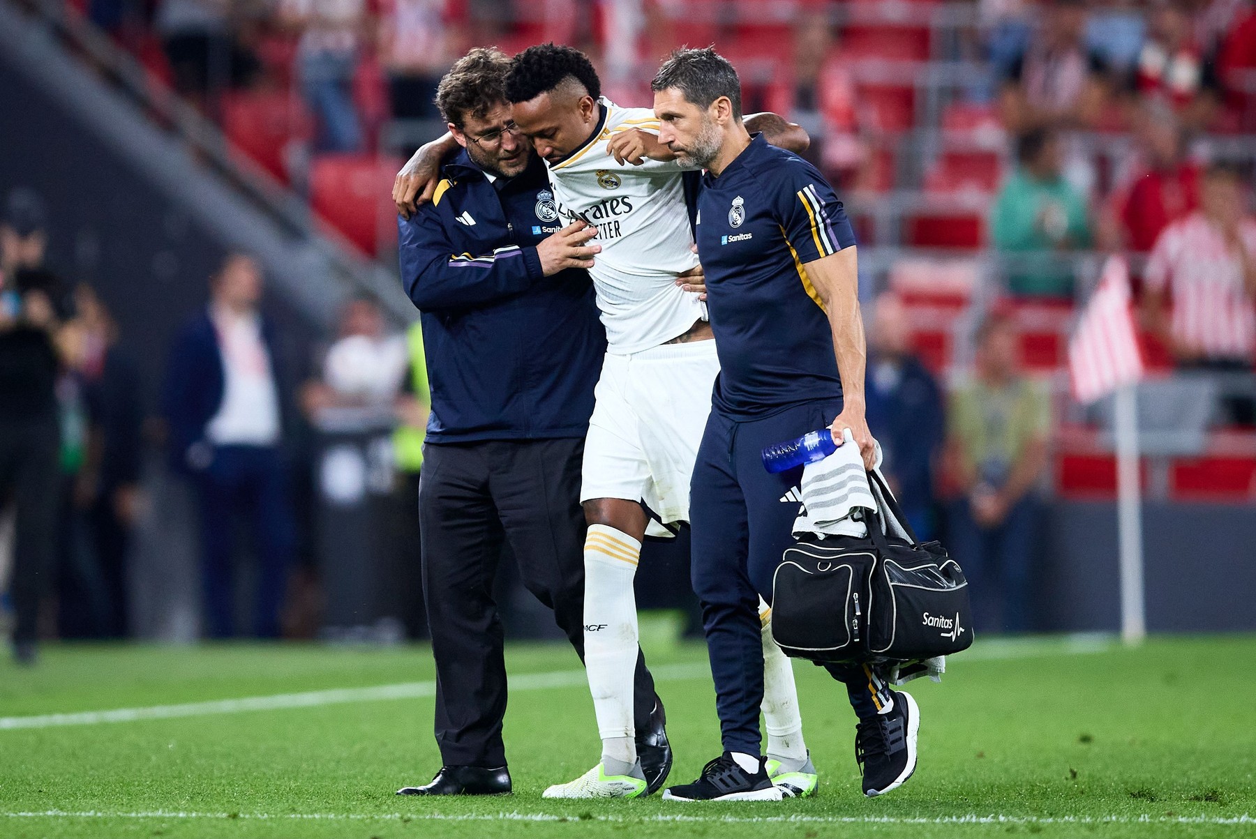 Sergio Ramos, mesaj pentru Eder Militao după ce fundașul brazilian s-a accidentat grav: ”Este o nedreptate”
