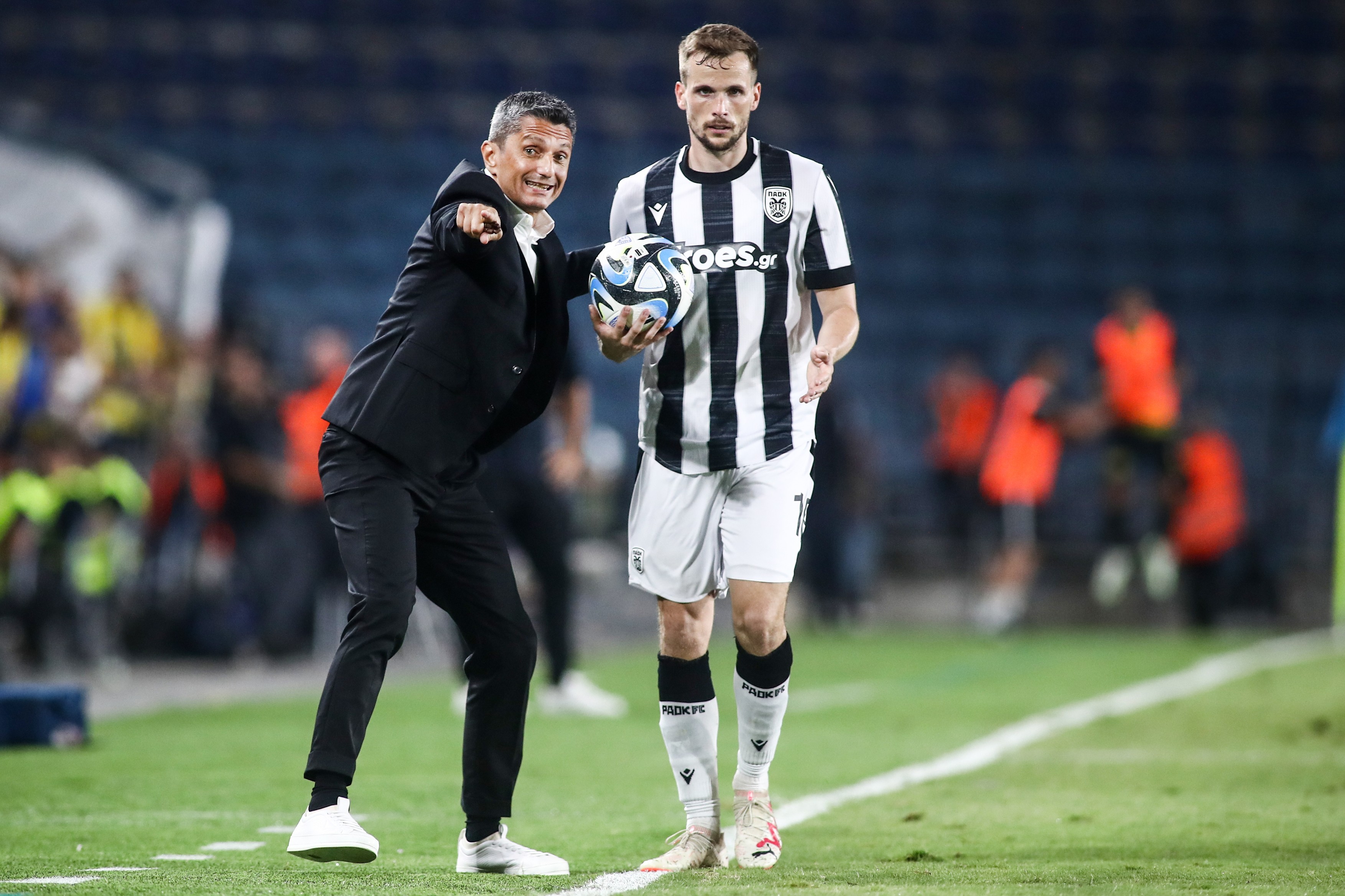 Răzvan Lucescu a debutat în forță în noul sezon din Grecia! Victorie la scor de neprezentare pentru PAOK