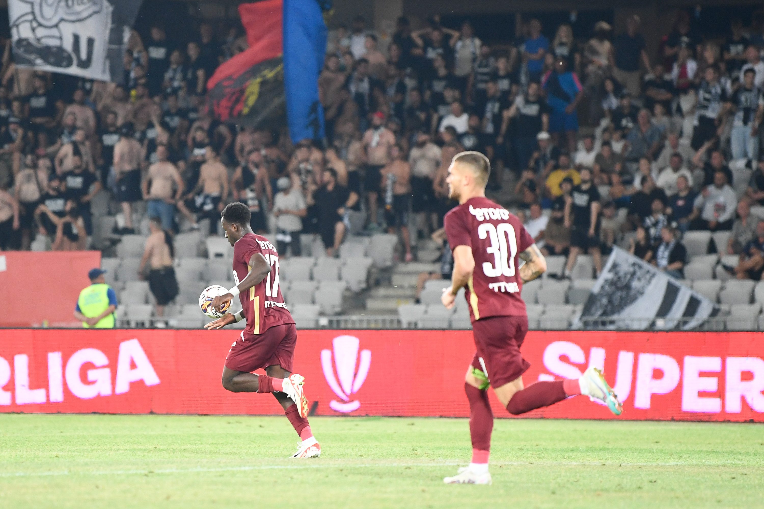 CFR Cluj a impresionat: ”Cu Petrescu, nici la antrenament nu vedeai șapte goluri”