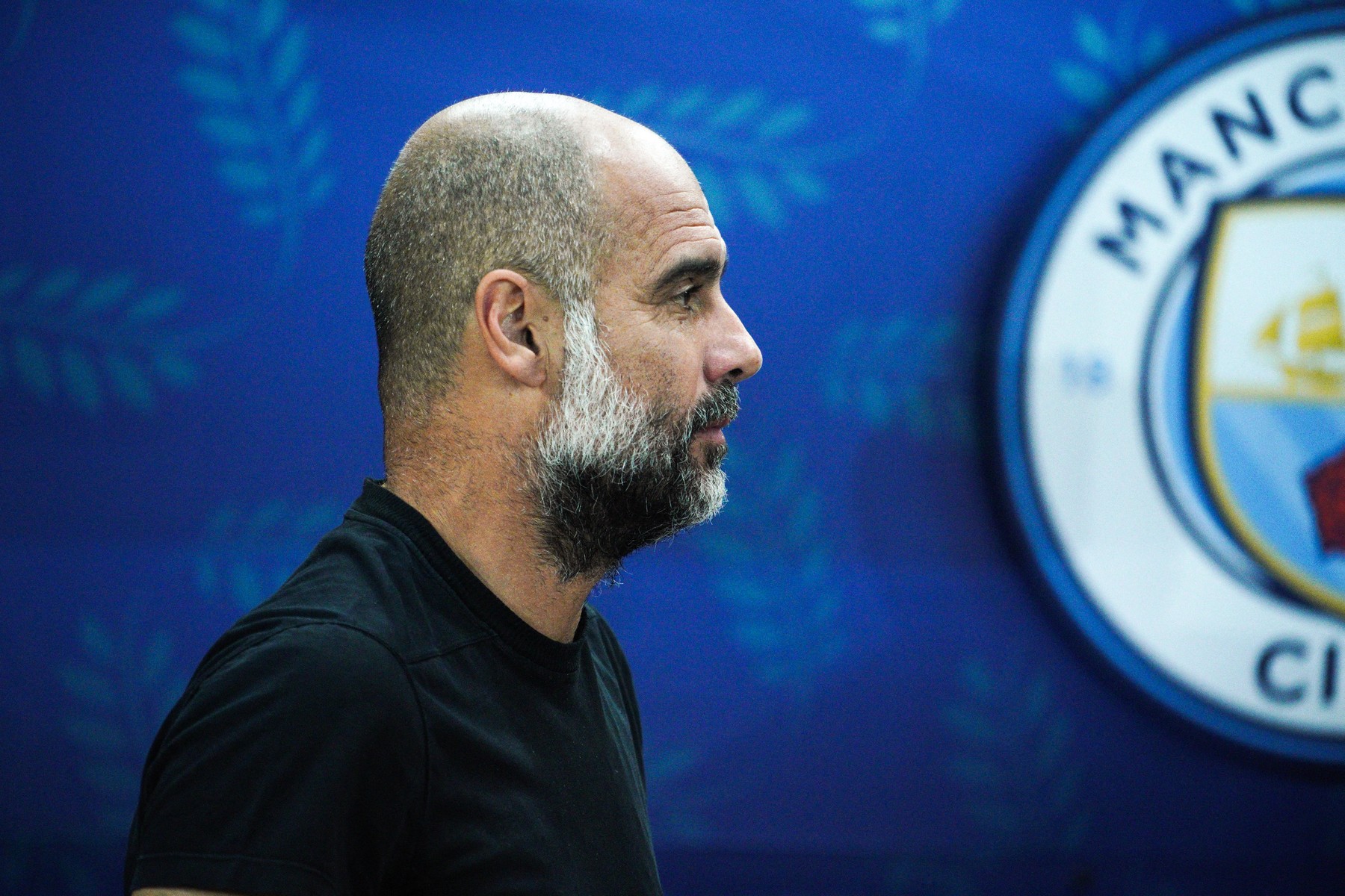 Pep Guardiola a plecat de urgență la Barcelona