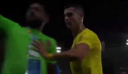 A vrut un selfie cu Ronaldo, dar și-a ales cel mai nepotrivit moment posibil! Reacția lui CR7 face înconjurul lumii