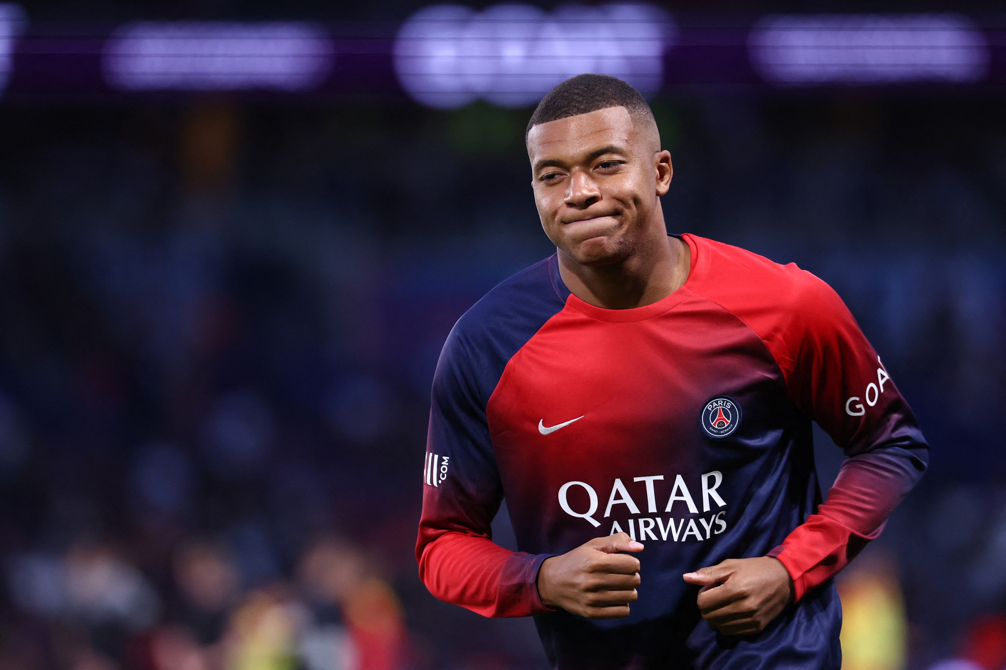 Cum l-au primit fanii lui PSG pe Mbappe, după tensiunile din această vară