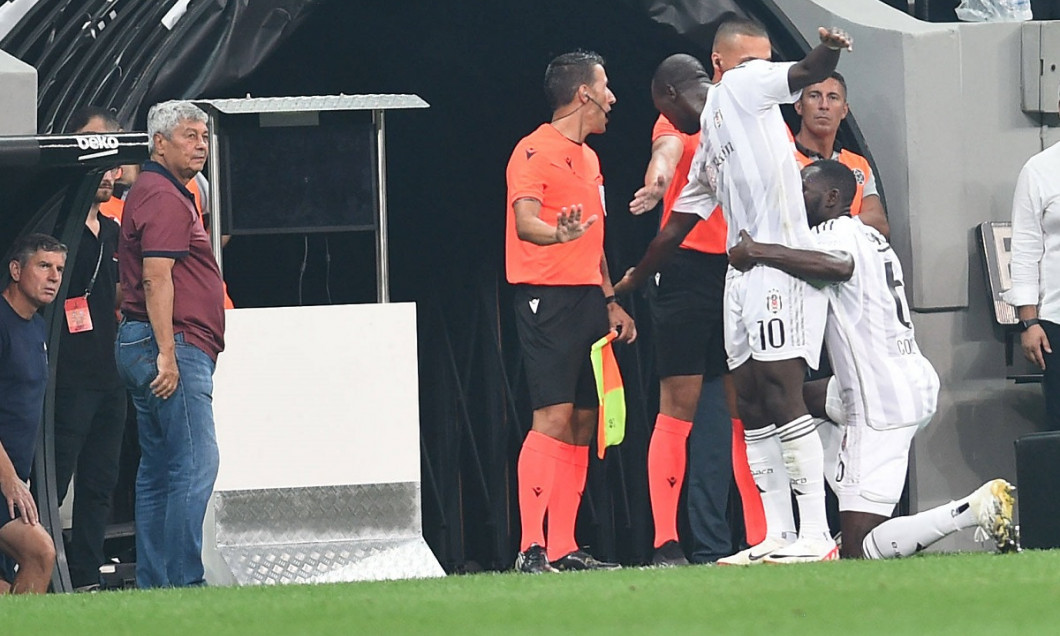 Vincent Aboubakar of Besiktas celebrates after scoring the first goal of his team with teammates during the UEFA Confere