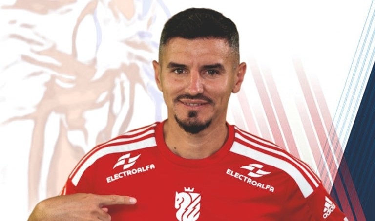 OFICIAL | Romario Benzar a fost prezentat la noua sa echipă