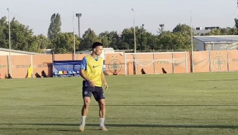 Primele imagini cu Cristi Ganea la antrenamentele FCSB-ului