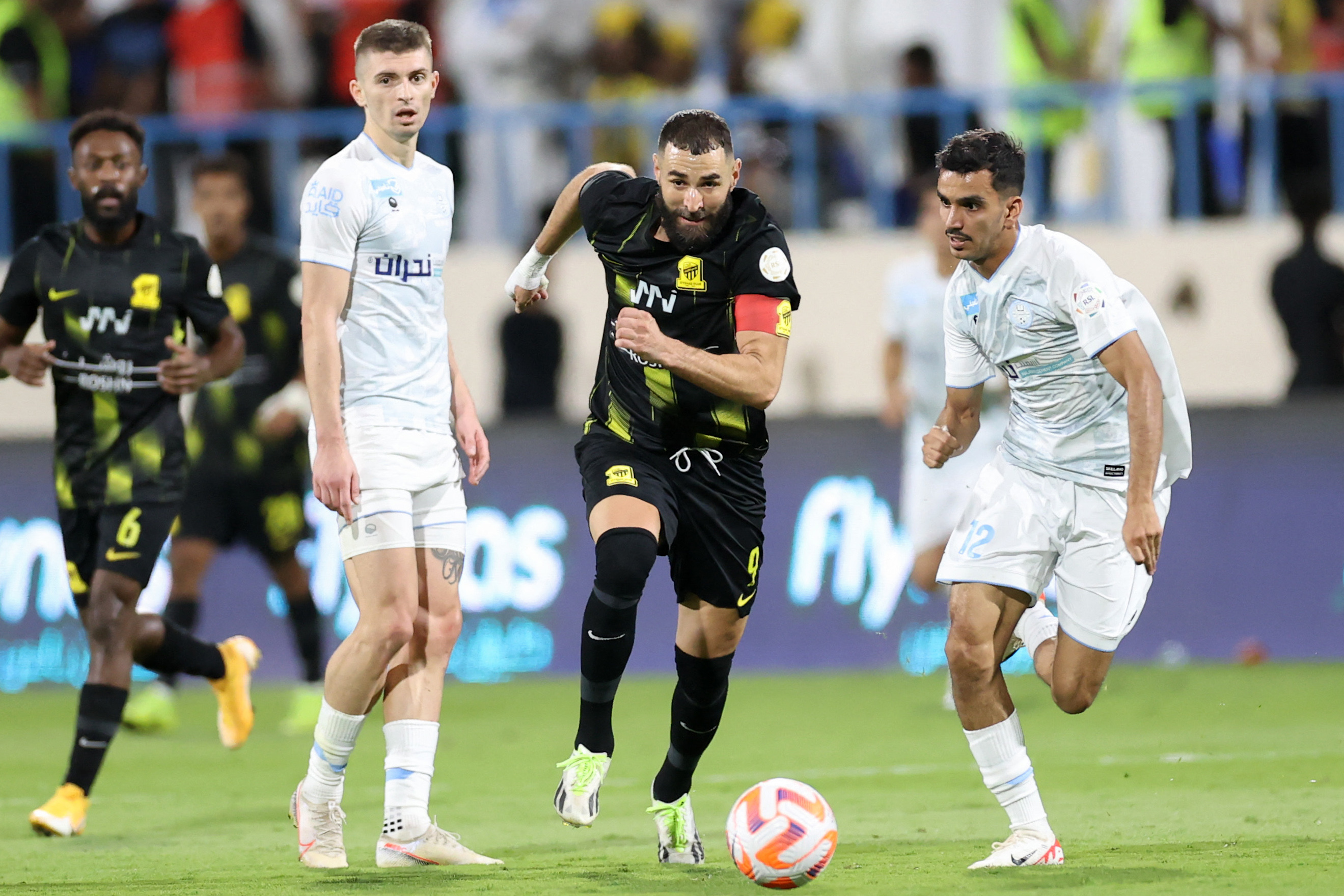 Notele obținute de Florin Tănase și Andrei Burcă în eșecul cu Al-Ittihad! Karim Benzema a marcat unicul gol
