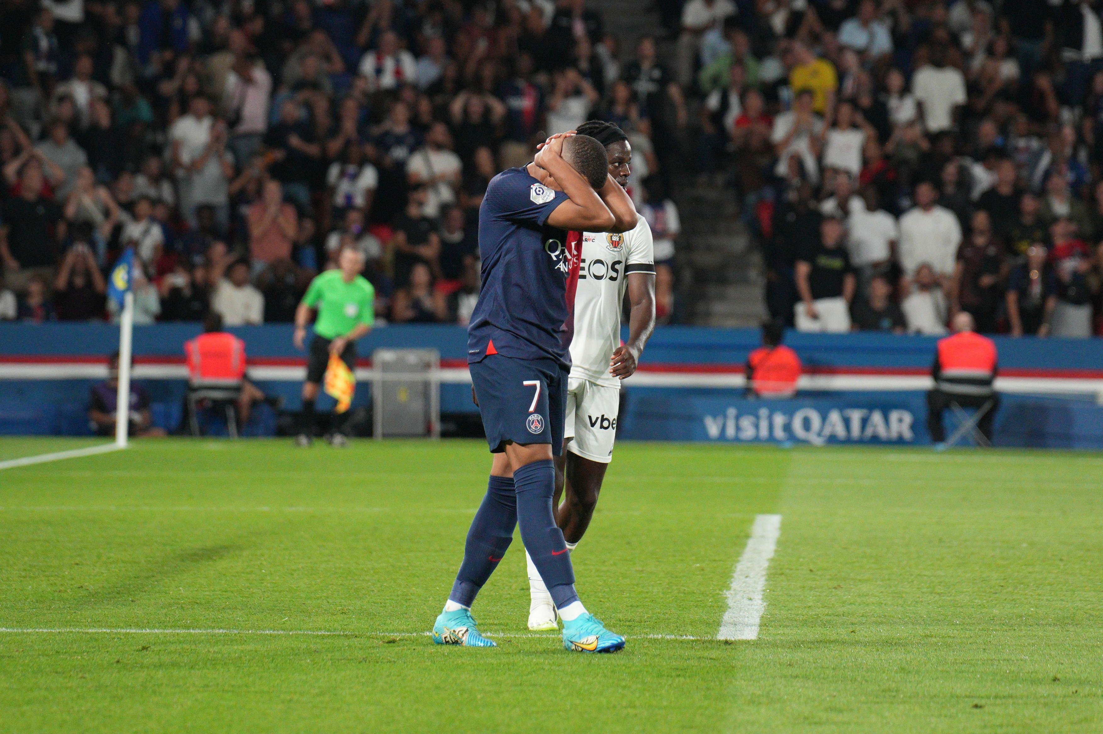 PSG - Nice 2-3. ”Parizienii” înregistrează prima înfrângere din acest sezon