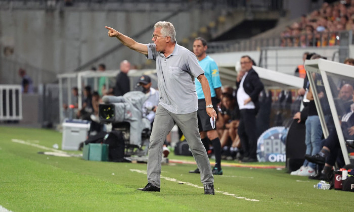 Laszlo BÖLÖNI (coach du FC Metz) lors du match RC Lens - FC Metz, Ligue 1, stade Bollaert-Delelis, le 16 septembre2023 F