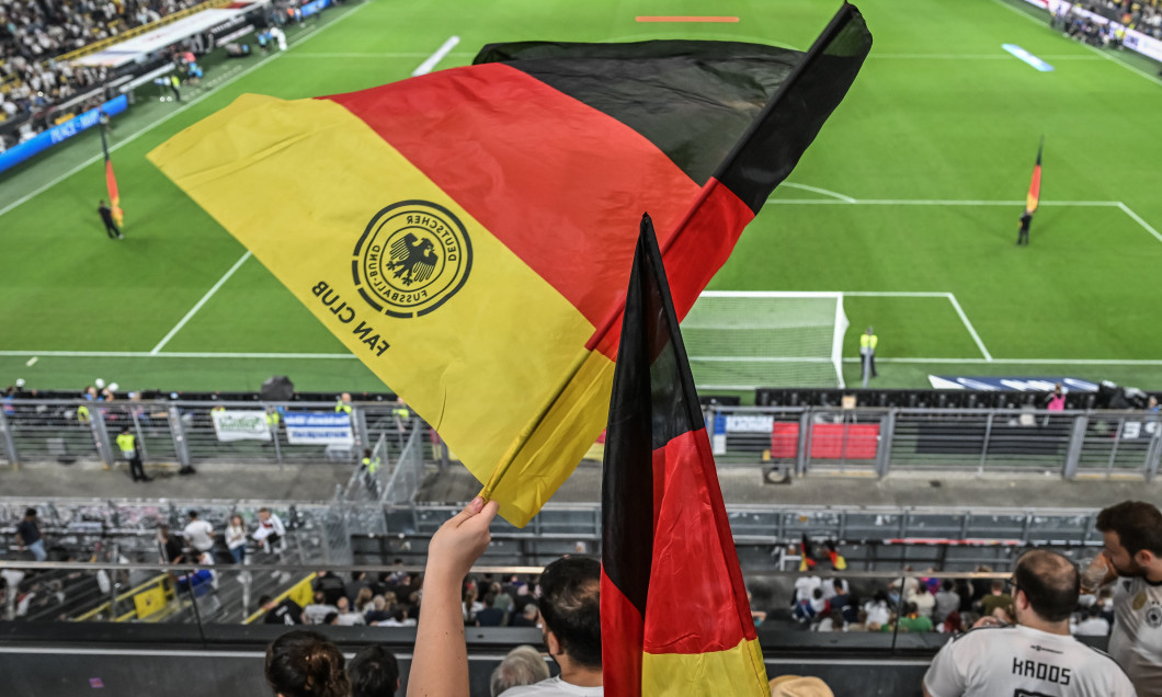 Fan Club National Team - Germany v France