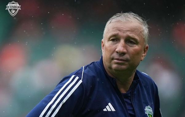 Dan Petrescu a calificat-o pe Jeonbuk în play-off-ul din Coreea de Sud și și-a salvat postul