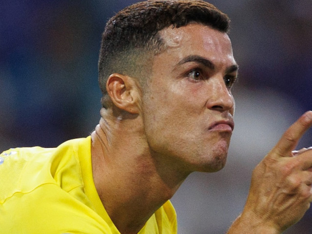 GALERIE FOTO: CR7 A Devenit Oficial CR1000! Recordul Care îl Face Pe ...