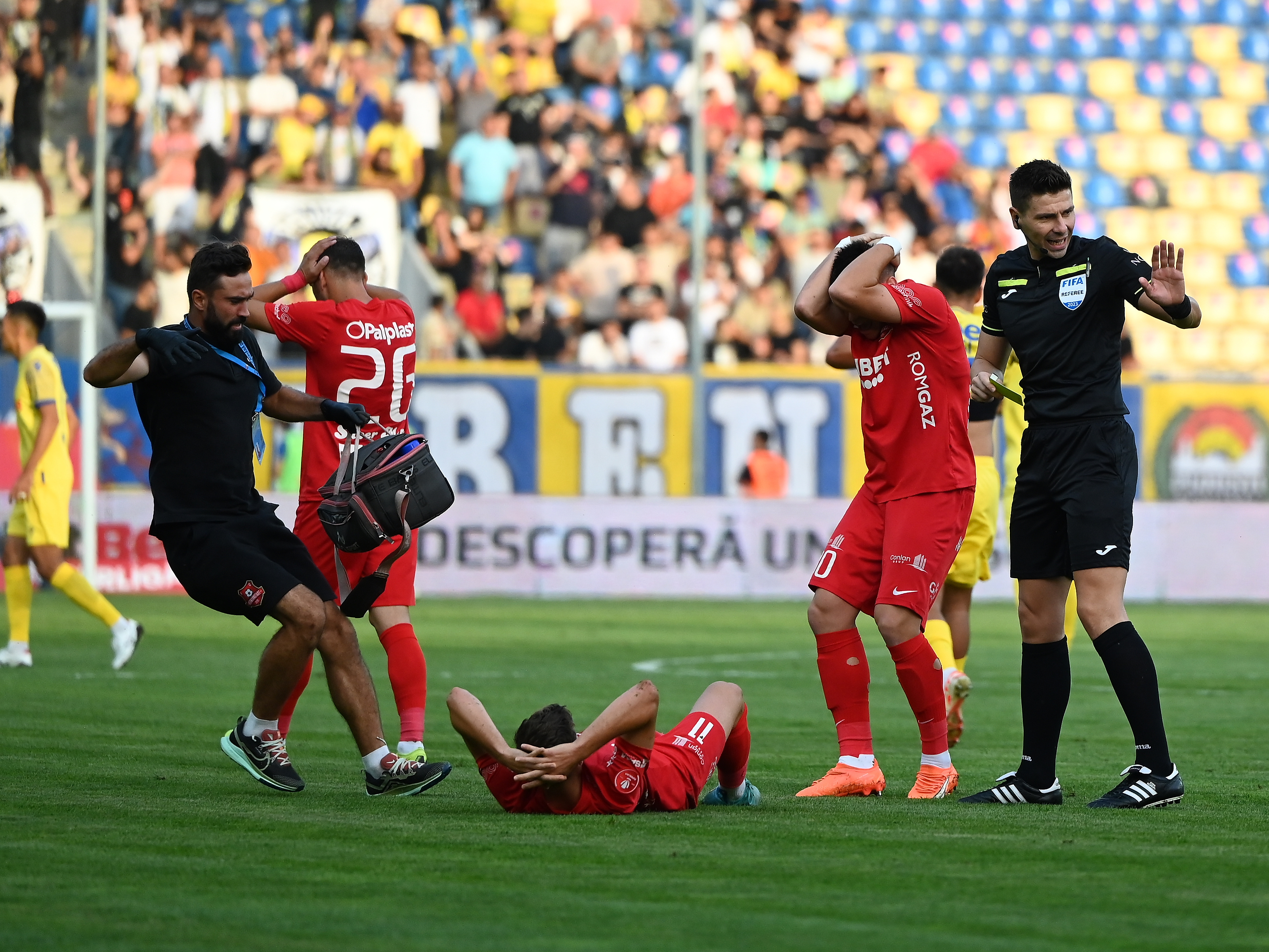 Dragoș Iancu, confruntat cu o mulțime de ghinioane până 20 de ani. Accidentare gravă și la debutul în SuperLigă