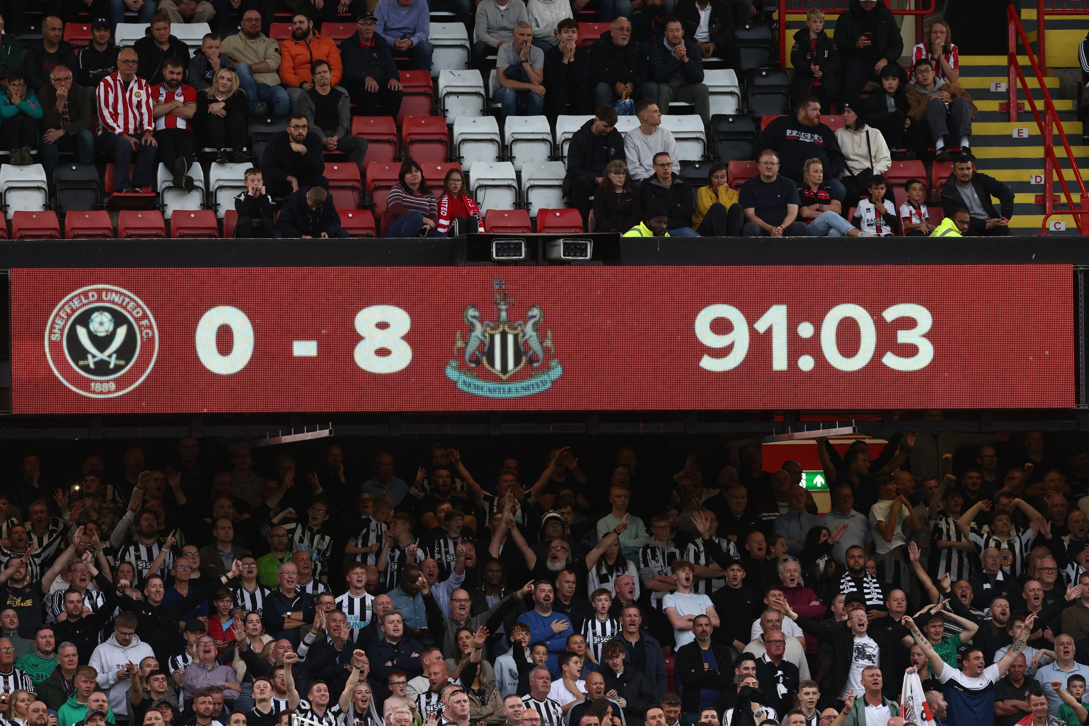 Sheffield United - Newcastle 0-8. Cea mai categorică înfrângere a gazdelor în Premier League