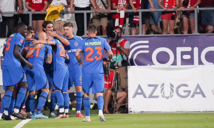 Romania Liga I: UTA Arad v FCSB FCSB celebrates Florinel Coman s goal during the Romanian Liga I, Round 7 match between