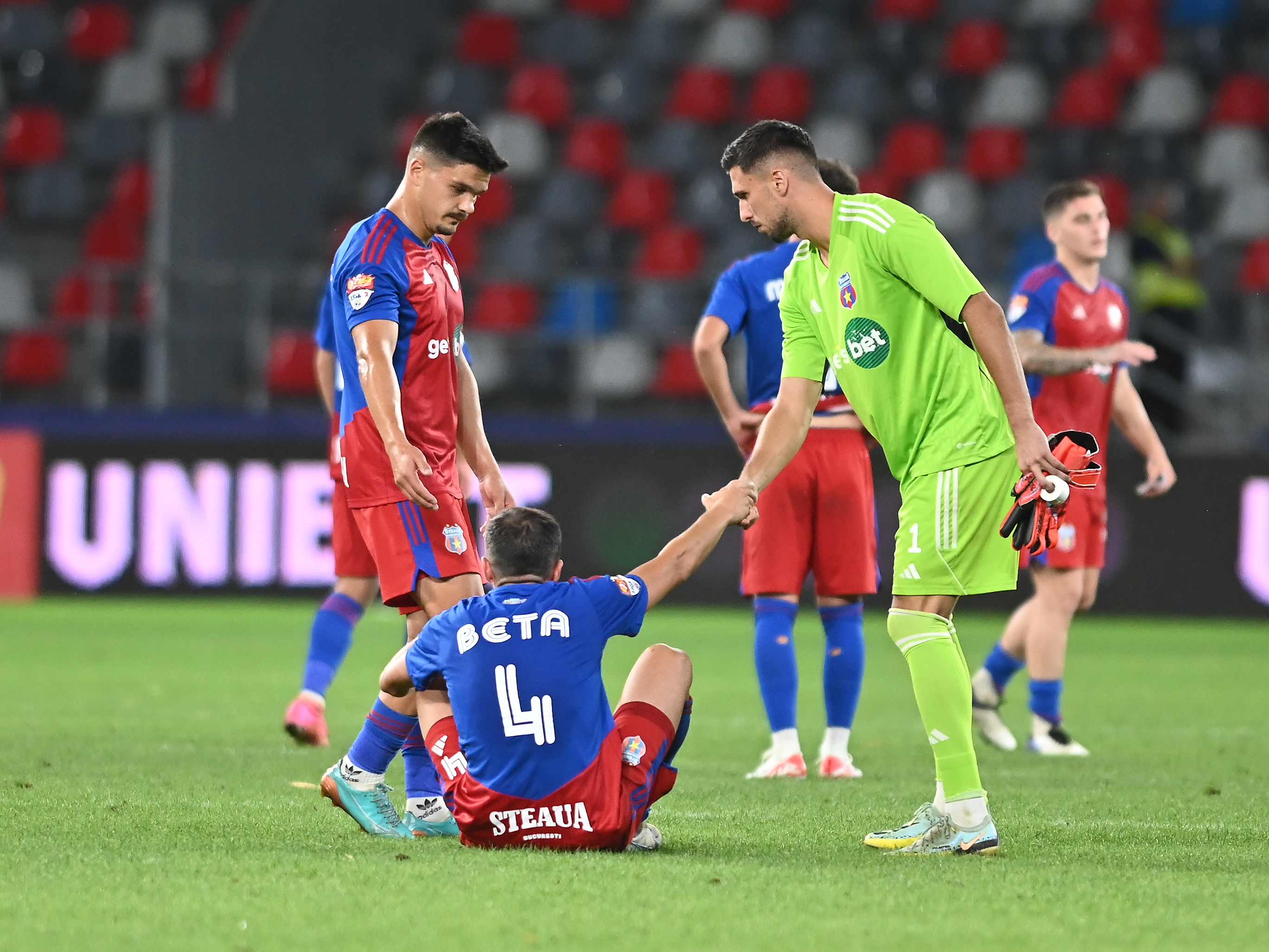 Căpitanul lui CSA Steaua a dezvăluit ce au spus fanii echipei, la ședința de la finalul meciului